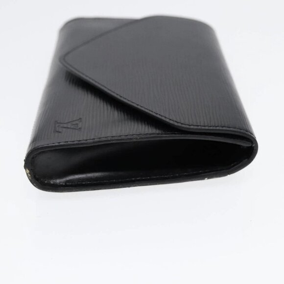 LOUIS VUITTON Epi Art Deco Clutch Bag Black M52632 LV Auth 88337 - Picture 8 of 16